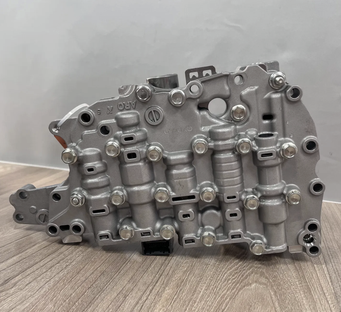 Quality Assured Car Accessories Jf017e CVT8 Transmission Valve Body for Nissan