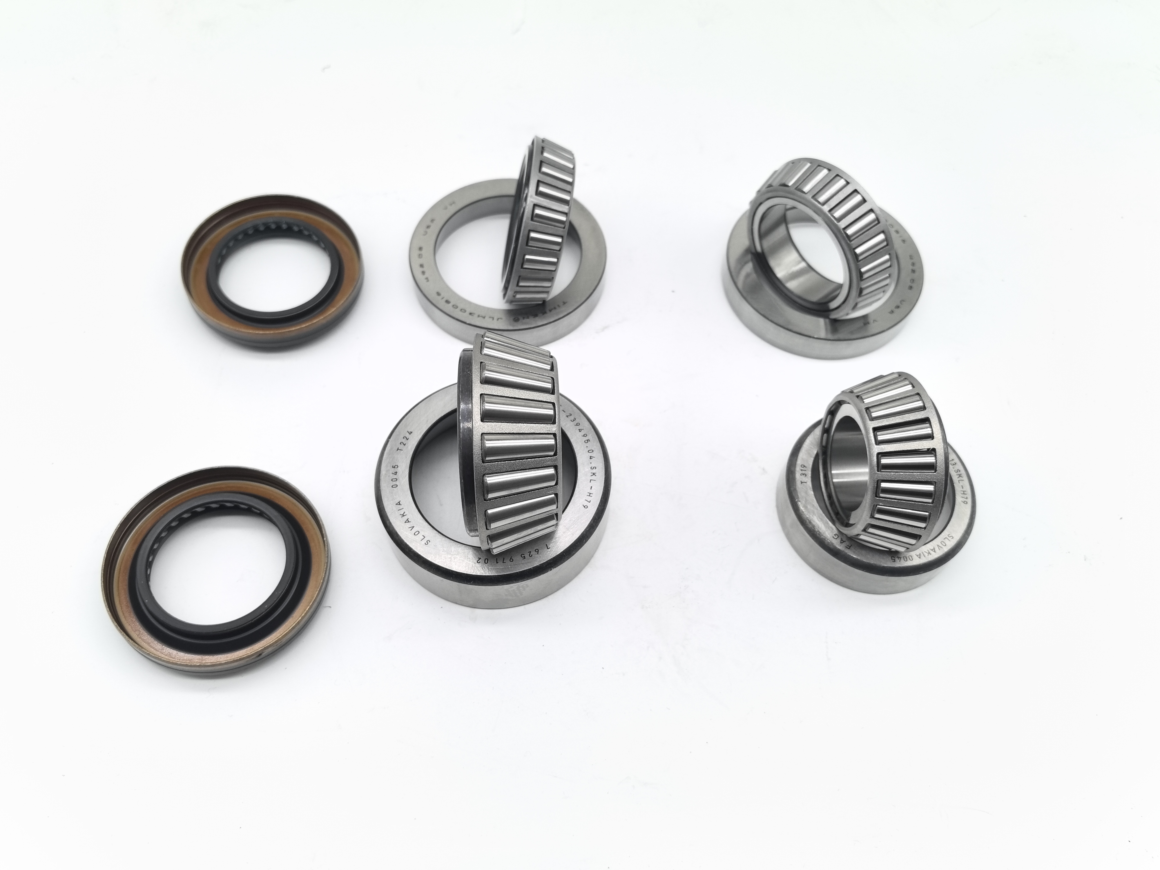 Suitable for BMW XDrive 2003-2020 front differential bearing repair kit