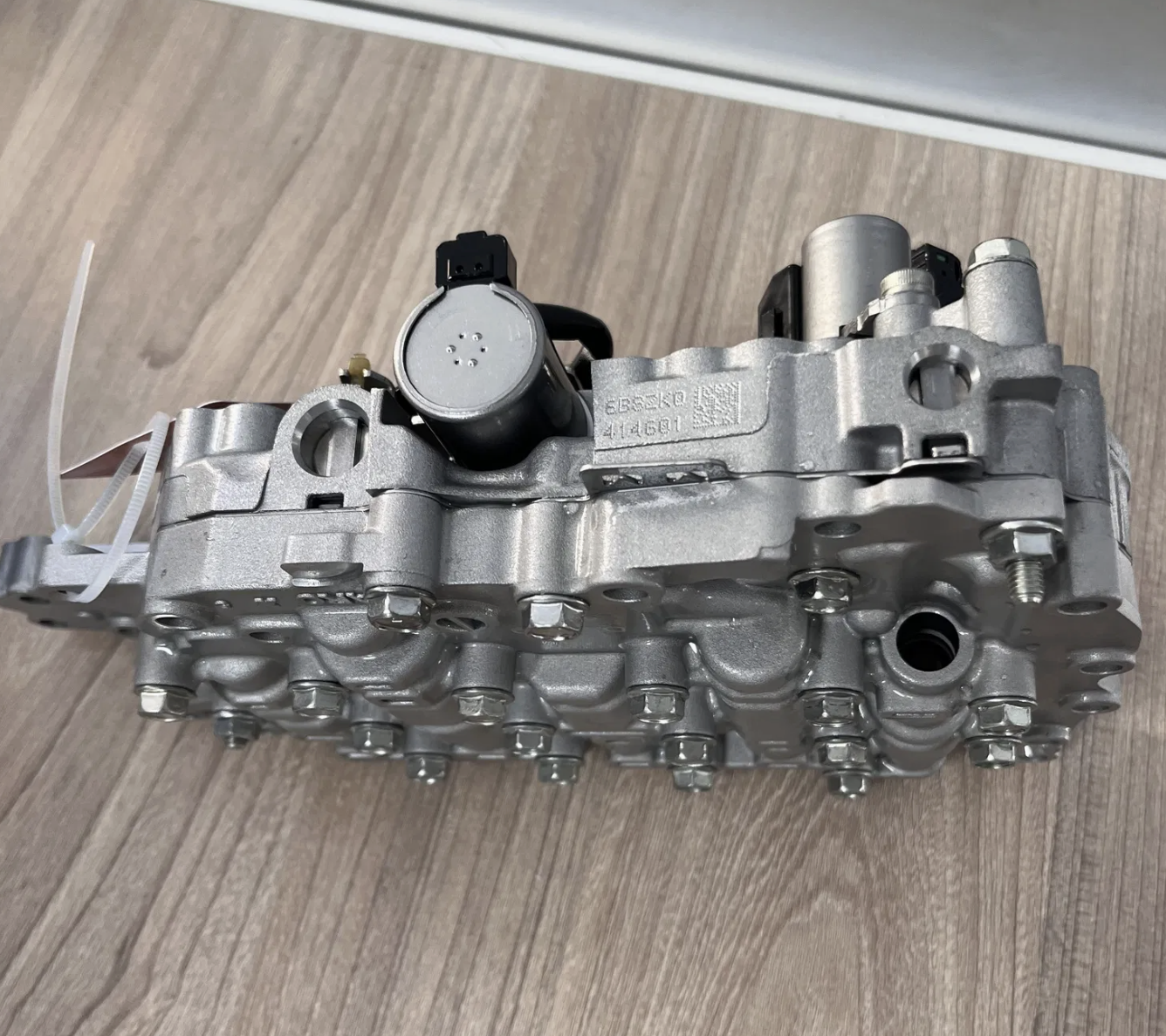 Quality Assured Car Accessories Jf017e CVT8 Transmission Valve Body for Nissan